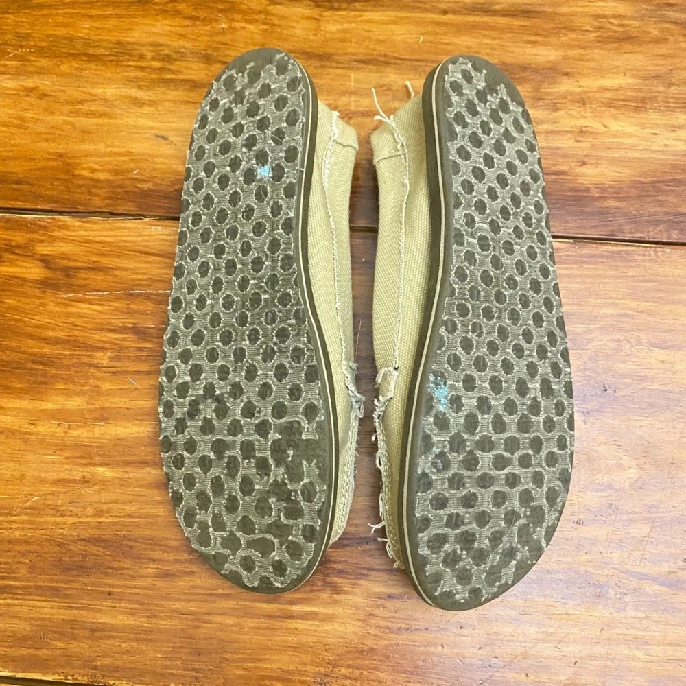 Sanuk Women's Size‎ 6 Tan Shoes Casual Canvas Slip On Comfort - Picture 3 of 7